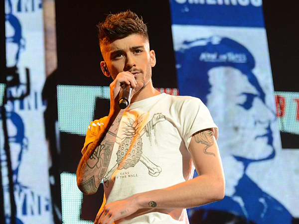 Salah Sebut Kota Saat Manggung, Zayn Malik One DIrection Diprotes Penggemar!